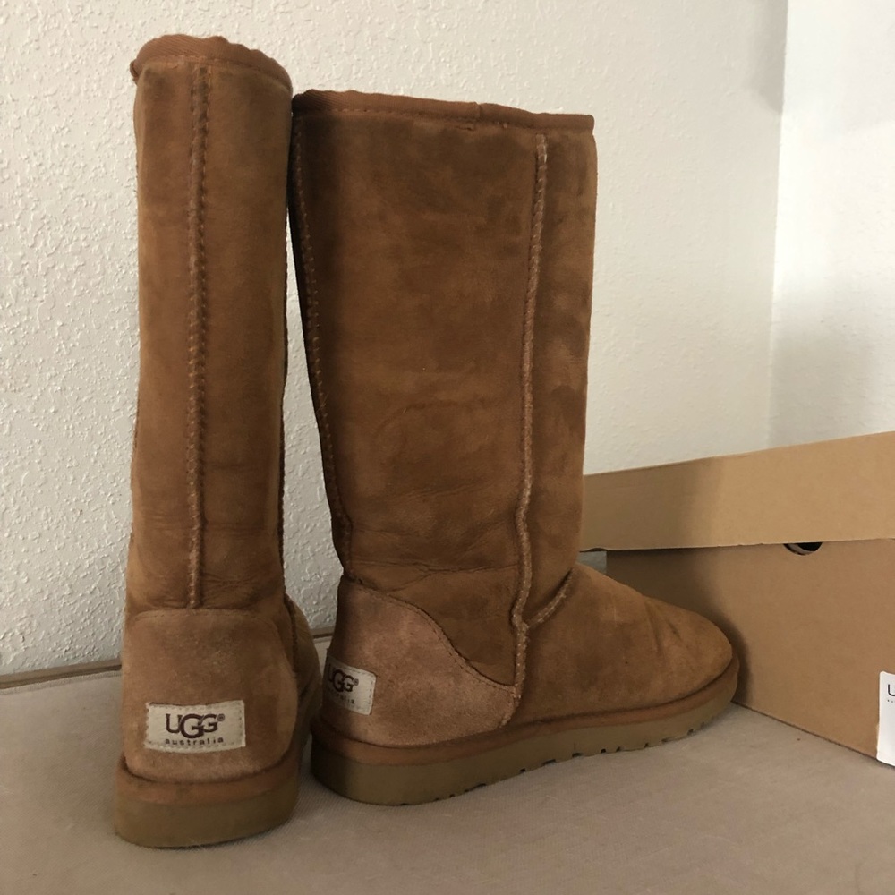 ❗️SOLD❗️ Ugg Classic Tall Chestnut Boots size 6